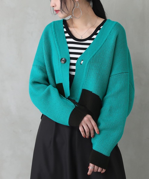 osharewalker（オシャレウォーカー）の「【廃盤】『配色リバーシブルダブルフェイスカーディガン』（カーディガン/ボレロ・レディース・ブラック/ライム/コーラルピンク・FREE）」の9枚目の写真