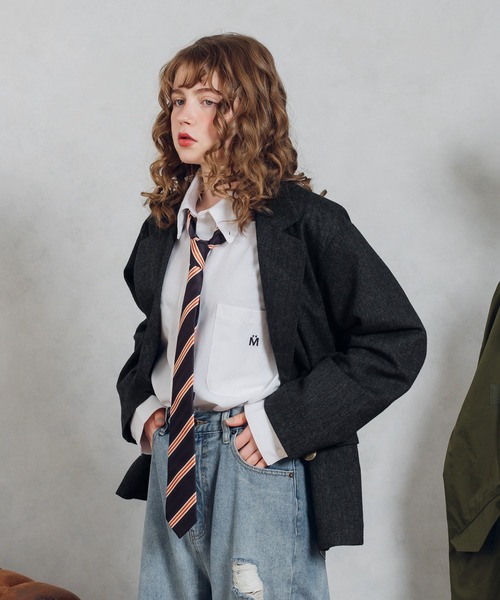 MUHET(ミュエータ)の「アソートレギュラーカラーシャツ(シャツ/ブラウス・レディース・オフホワイト/イエロー/オレンジ/インディゴブルー/グリーン/ライトピンク・SMALL/MEDIUM/X-LARGE)」の2枚目の写真