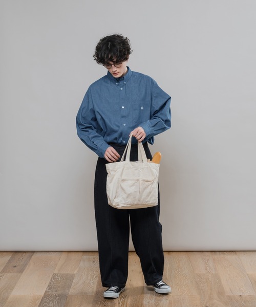 MUHET(ミュエータ)の「アソートレギュラーカラーシャツ(シャツ/ブラウス・レディース・オフホワイト/イエロー/オレンジ/インディゴブルー/グリーン/ライトピンク・SMALL/MEDIUM/X-LARGE)」の21枚目の写真