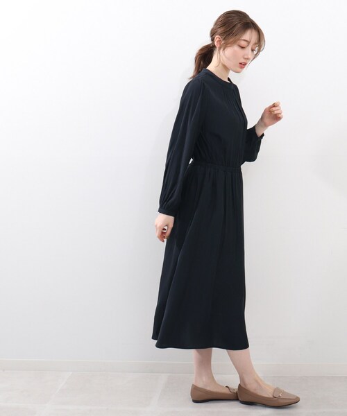 DRESKIP（ドレスキップ）の「◆【洗える/フェミニン】フロントギャザーワンピース（ワンピース・レディース・グリーン系/サンドベージュ/ダークネイビー・02/03/04）」の4枚目の写真