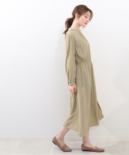 DRESKIP（ドレスキップ）の「◆【洗える/フェミニン】フロントギャザーワンピース（ワンピース・レディース・グリーン系/サンドベージュ/ダークネイビー・02/03/04）」の9枚目の写真