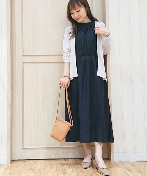 DRESKIP（ドレスキップ）の「◆【洗える/フェミニン】フロントギャザーワンピース（ワンピース・レディース・グリーン系/サンドベージュ/ダークネイビー・02/03/04）」の5枚目の写真