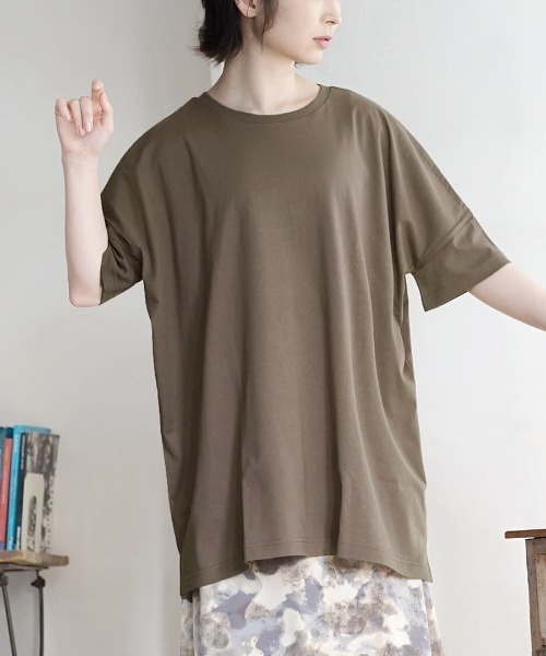 zootie（ズーティー）の「【汗が染みない ビッグTシャツ】 汗しみない Tシャツ［ビッグTEE］ 汗染み防止（Tシャツ/カットソー・レディース・ラベンダー/モカ/ライトブルー/ライトカーキ/グレイッシュブルー/ブラック/グレイッシュベージュ/オレンジ系その他2/杢グレー/オフホワイト/ネイビー/ダークグリーン/ブルー系その他2/ダークブラウン/パープル系その他/アイボリー/イエロー系その他/レッド系その他/ミント・M-L）」の7枚目の写真