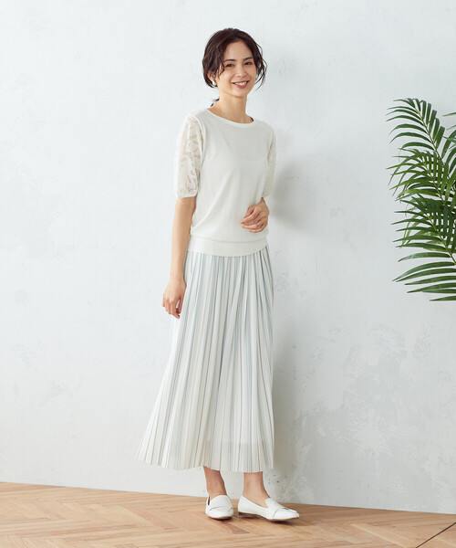 COMME CA ISM(コムサイズム)の「ストライプ プリーツスカート(スカート・レディース・ホワイト系/チャコール・SMALL/MEDIUM/LARGE)」の5枚目の写真