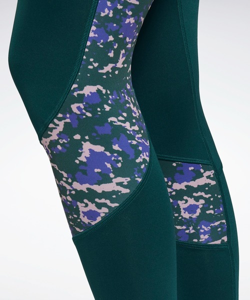 Reebok(リーボック)の「モダン サファリ レギンス / Modern Safari Leggings(レギンス/スパッツ・レディース・ブラック/グリーン・SMALL/MEDIUM/LARGE/X-LARGE/X-SMALL)」の10枚目の写真
