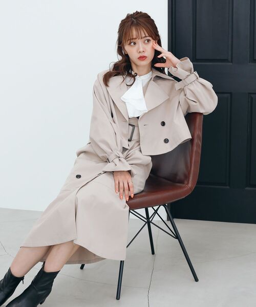 MAJESTIC LEGON（マジェスティックレゴン）の「クラシックショートトレンチコート（トレンチコート・レディース・ブラック/ベージュ/ブラウン・SMALL/MEDIUM）」の18枚目の写真