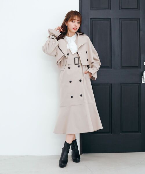 MAJESTIC LEGON（マジェスティックレゴン）の「クラシックショートトレンチコート（トレンチコート・レディース・ブラック/ベージュ/ブラウン・SMALL/MEDIUM）」の13枚目の写真