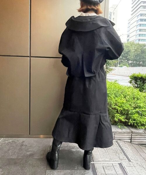 MAJESTIC LEGON（マジェスティックレゴン）の「クラシックショートトレンチコート（トレンチコート・レディース・ブラック/ベージュ/ブラウン・SMALL/MEDIUM）」の16枚目の写真