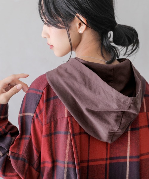 osharewalker（オシャレウォーカー）の「【廃盤】『異素材フードチェック柄シャツパーカー』（パーカー・レディース・パープル/ネイビー/レッド・FREE）」の18枚目の写真