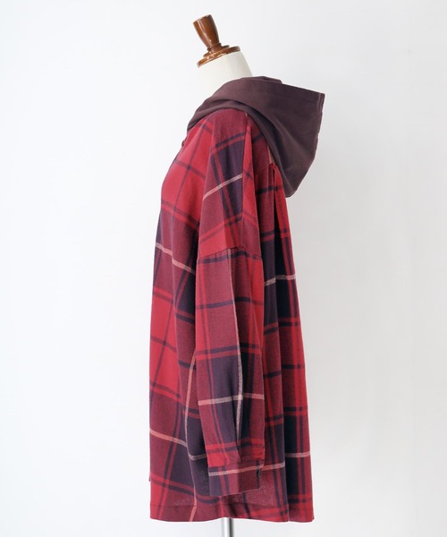 osharewalker（オシャレウォーカー）の「【廃盤】『異素材フードチェック柄シャツパーカー』（パーカー・レディース・パープル/ネイビー/レッド・FREE）」の20枚目の写真