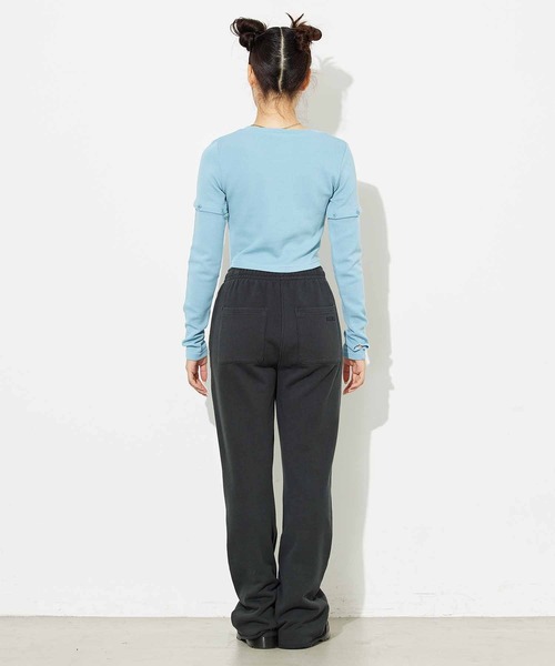 X-girl（エックスガール）の「SWEAT FLARE PANTS（スウェットパンツ・レディース・アッシュ/ブラウン/チャコール・M/S）」の6枚目の写真