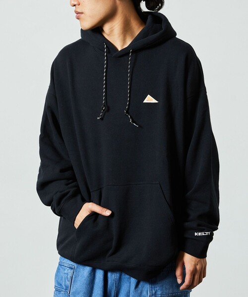 FREAK'S STORE（フリークスストア）の「WEB限定 KELTY×FREAK'S STORE/ケルティ 別注 ワンポイント ヴィンテージロゴ プルオーバーパーカー/フーディー/ビッグシルエット（パーカー・メンズ・ブラック/ダークグリーン/グレー/オフホワイト/グレイッシュブルー・SMALL/MEDIUM/LARGE/X-LARGE）」の17枚目の写真