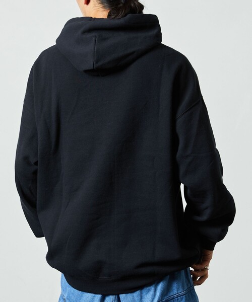 FREAK'S STORE（フリークスストア）の「WEB限定 KELTY×FREAK'S STORE/ケルティ 別注 ワンポイント ヴィンテージロゴ プルオーバーパーカー/フーディー/ビッグシルエット（パーカー・メンズ・ブラック/ダークグリーン/グレー/オフホワイト/グレイッシュブルー・SMALL/MEDIUM/LARGE/X-LARGE）」の19枚目の写真