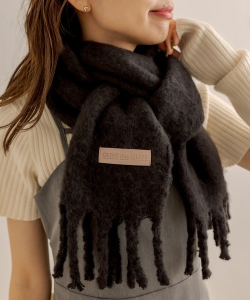 OLIVE des OLIVE(オリーブデオリーブ)の「【WEB限定カラ―あり】タグ付きブークレマフラー(マフラー・レディース・ブラック/サックスブルー/グレー/オフホワイト/ピンク・FREE)」の1枚目の写真