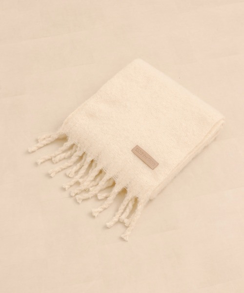 OLIVE des OLIVE(オリーブデオリーブ)の「【WEB限定カラ―あり】タグ付きブークレマフラー(マフラー・レディース・ブラック/サックスブルー/グレー/オフホワイト/ピンク・FREE)」の9枚目の写真