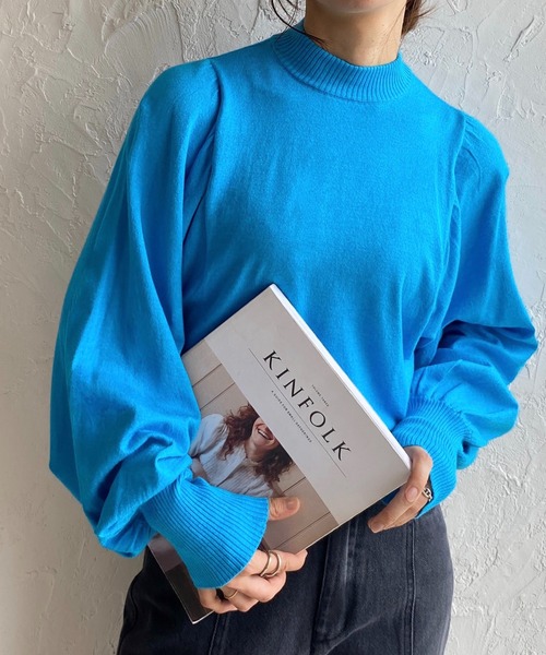 She's Closet(シーズクローゼット)の「ハイネック長袖ボリュームスリーブショート丈ハイゲージニットプルオーバー(ニット/セーター・レディース・オレンジ/キャメル/グリーン/ブラック/アイボリー/ブルー/ピンク・FREE)」の5枚目の写真