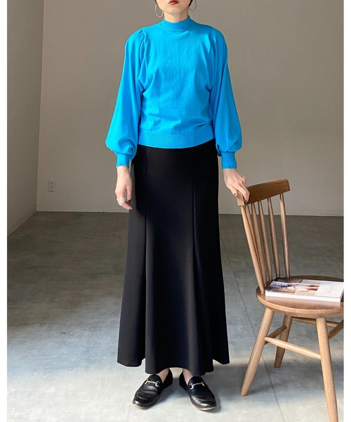 She's Closet(シーズクローゼット)の「ハイネック長袖ボリュームスリーブショート丈ハイゲージニットプルオーバー(ニット/セーター・レディース・オレンジ/キャメル/グリーン/ブラック/アイボリー/ブルー/ピンク・FREE)」の14枚目の写真