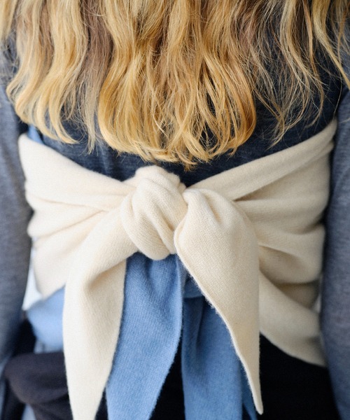 ASAUCE MELER(アソースメレ)の「【ASAUCE MELER】シームレス トライアングル カシミヤニットストール / AM25F-ST205(ストール/ショール・レディース・ベージュ/グレイッシュベージュ/グレー/アイボリー/ピンク/ライトグレー/チャコールグレー/ダークブラウン/グレー系その他/ブルー・FREE)」の15枚目の写真