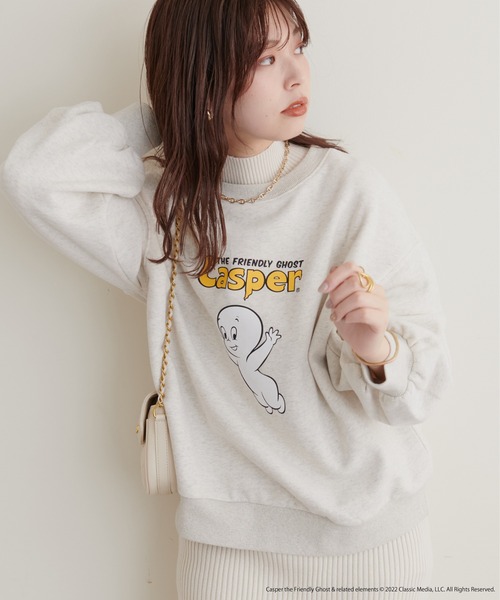 natural couture（ナチュラルクチュール）の「ユニバーサルコラボ casperプリントゆるスウエット（スウェット・レディース・オフホワイト/オートミール・FREE）」の10枚目の写真