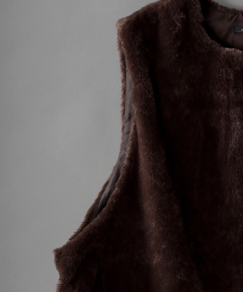 SITRY(シトリー)の「fur vest/ファー ベスト(ベスト・メンズ・ブラック/ブラウン・M/L/XL)」の4枚目の写真