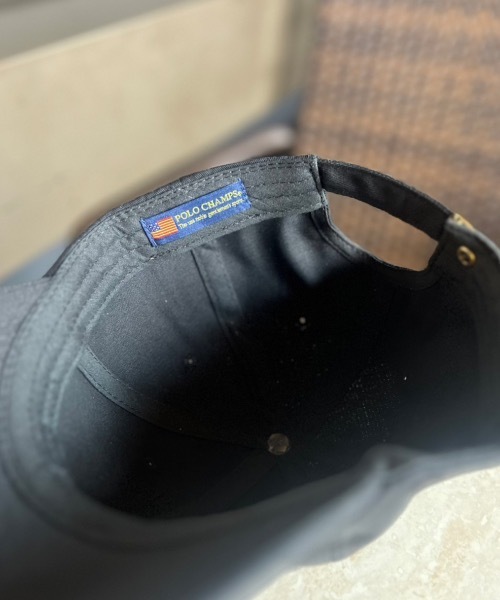 POLO CHAMPS（ポロチャンプス）の「【POLO CHAMPS/ポロチャンプス】別注 ワンポイント 刺繍 　ユニセックス　ローキャップ（キャップ・レディース・ベージュ/ネイビー/レッド/グレイッシュベージュ/ブラック/カーキ/ダークグリーン・FREE）」の8枚目の写真