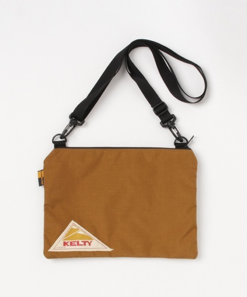 KELTY（ケルティ）の「《不動の人気サコッシュ》【KELTY/ケルティ】 VINTAGE FLAT POUCH S（ショルダーバッグ・メンズ・ブラック/モカ/ネイビー/ダークグレー/タン/マスタード/セージグリーン/オリーブ/ブラウン系その他・FREE）」の5枚目の写真