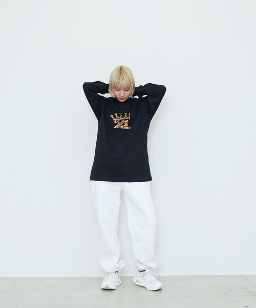 XLARGE(エクストララージ)の「XLARGE / エクストララージ XL CROWN L/S TEE ロンT(Tシャツ/カットソー・メンズ・ホワイト/バーガンディー/ブラック・MEDIUM/LARGE/X-LARGE)」の12枚目の写真