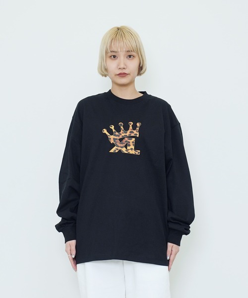 XLARGE(エクストララージ)の「XLARGE / エクストララージ XL CROWN L/S TEE ロンT(Tシャツ/カットソー・メンズ・ホワイト/バーガンディー/ブラック・MEDIUM/LARGE/X-LARGE)」の7枚目の写真