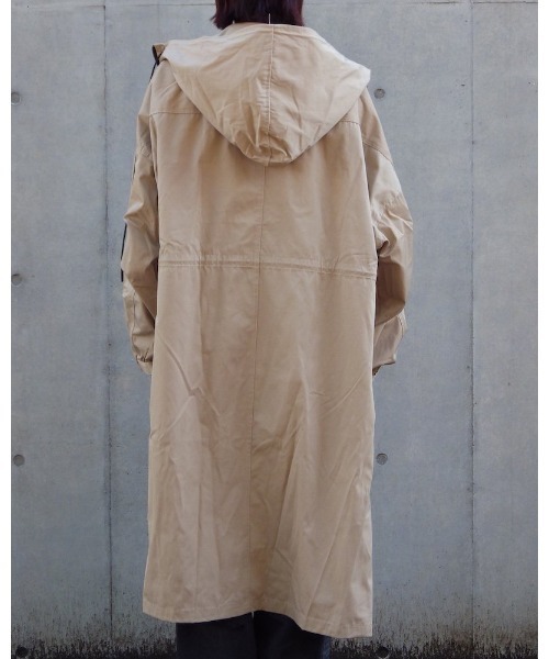 VIBGYOR（ヴィブジョー）の「【Re:one】Long loose mod coat(MA)（モッズコート・メンズ・ベージュ・FREE）」の9枚目の写真