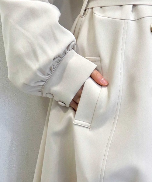 TITTY&CO.（ティティーアンドコー）の「【TITTY&CO.】バルーンスリーブフレアトレンチコート（トレンチコート・レディース・ベージュ/ブルー系その他・FREE）」の18枚目の写真