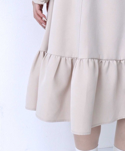 TITTY&CO.（ティティーアンドコー）の「【TITTY&CO.】バルーンスリーブフレアトレンチコート（トレンチコート・レディース・ベージュ/ブルー系その他・FREE）」の21枚目の写真