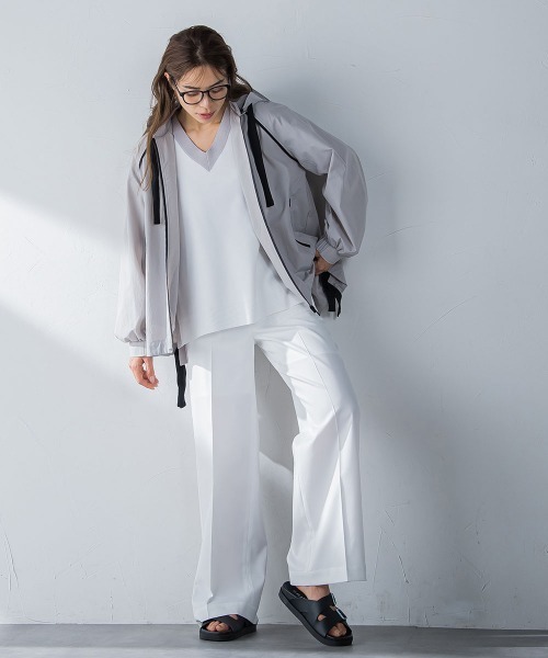 MAYSON GREY(メイソングレイ)の「【ECOBLUE】ベイカーディテールワイドパンツ(スラックス・レディース・ブラック/ブルー/ホワイト・SS/S/M/L)」の11枚目の写真