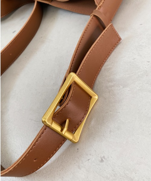 thank U more（サンキューモア）の「フェイクレザー ワンショルダーバッグ 【ストラップ長さ調整対応】（ショルダーバッグ・レディース・ブラック/ブラウン・FREE）」の20枚目の写真