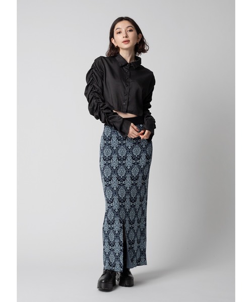 Adoon plain（アドーンプレーン）の「袖コンシャスブラウス（シャツ/ブラウス・レディース・オフホワイト/ライトブルー/ブラック・FREE）」の11枚目の写真