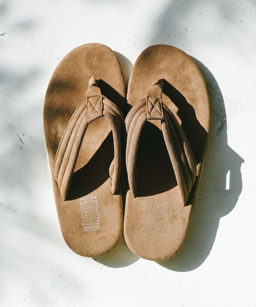 BAYFLOW（ベイフロー）の「スエードトングサンダル（サンダル・メンズ・ベージュ/グリーン/ブラック/グレー・SMALL/MEDIUM）」の4枚目の写真