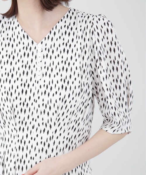 N.（N. Natural Beauty Basic）（エヌエヌナチュラルビューティーベーシック）の「【S Size Line】◆ブラッシュプリントワンピース（ワンピース・レディース・ホワイト系その他/ブラック系その他/ブラウン系その他・SMALL/MEDIUM）」の5枚目の写真