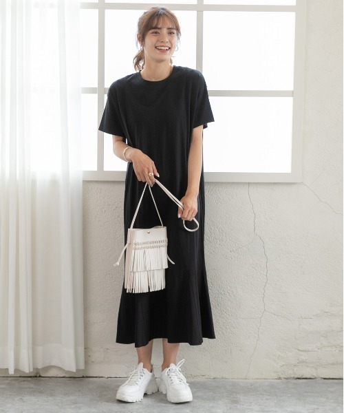 ad thie(アドティエ)の「マーメイド ロング ワンピース(ワンピース・レディース・ブラウン/ライトベージュ/モカ/チャコール/ダークブラウン/ブラック/ベージュ/ピンク/ダークグリーン/ブルーグレー・FREE/LL)」の12枚目の写真