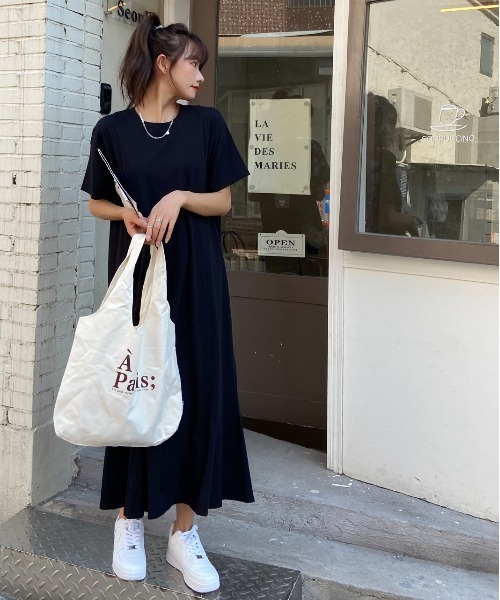 ad thie(アドティエ)の「マーメイド ロング ワンピース(ワンピース・レディース・ブラウン/ライトベージュ/モカ/チャコール/ダークブラウン/ブラック/ベージュ/ピンク/ダークグリーン/ブルーグレー・FREE/LL)」の13枚目の写真
