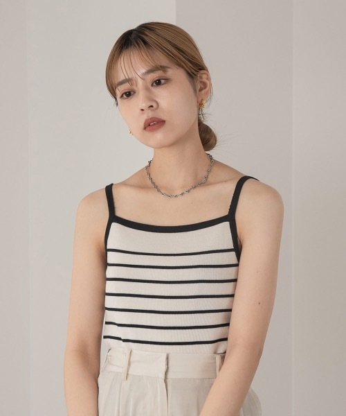 Amiur(エミレ)の「two tone smooth camisole(キャミソール・レディース・アイボリー/ブラック/ストライプ・FREE)」の9枚目の写真