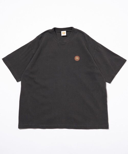 Jonas Claesson（ジョナスクレアッソン）の「JONAS CLAESSON/ジョナス クレアッソン ワンポイント リラックスシルエット 半袖Tシャツ カットソー/Insideout Tee（Tシャツ/カットソー・メンズ・ホワイト/ブラック/レッド/オレンジ/その他・MEDIUM/LARGE）」の2枚目の写真