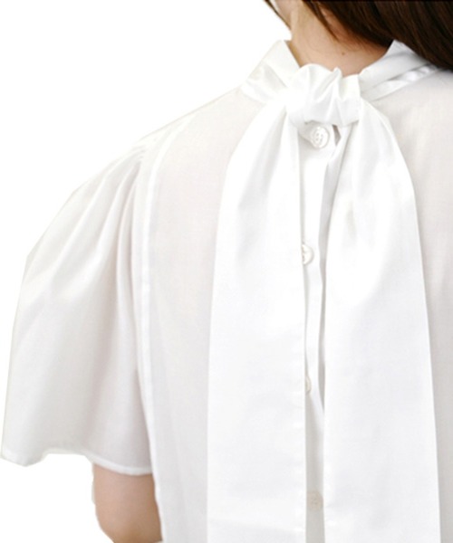 STYLEBLOCK(スタイルブロック)の「ブロードフレアスリーブボウタイブラウス(シャツ/ブラウス・レディース・ホワイト/ブラック/グレー・M)」の5枚目の写真