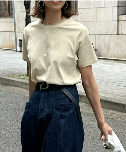 ulu(ウル)の「Pigment t-shirt(Tシャツ/カットソー・レディース・ライトカーキ/チャコールグレー・FREE)」の2枚目の写真