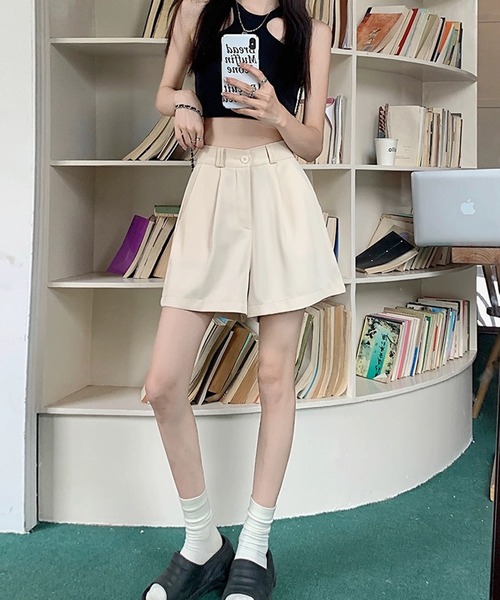 FUNALIVE(ファンアライブ)の「ABETTOR SELECT 韓国ファッション バックシャーリング ワンタック ワイドショーツ(その他パンツ・レディース・ブラック/ライトベージュ/ライトブラウン/ライトグリーン/ピンク・S/M/L)」の13枚目の写真