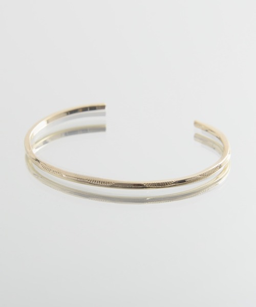 Revo.（レボ）の「Revo. ブラス 真鍮 バングル アソートデザイン 刻印/叩き/ねじれ/プレーン［巾着袋付き］（バングル/リストバンド・メンズ・シルバー系その他/ゴールド系1/ゴールド系その他3/ゴールド系その他2/シルバー系その他2/シルバー系その他3/シルバー/ゴールド系/ゴールド系その他/ゴールド・FREE）」の7枚目の写真