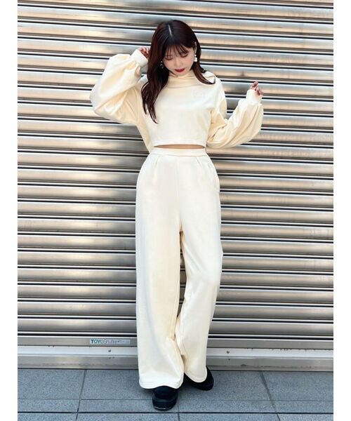 EATME（イートミー）の「タックフレアパンツ（セットアップ可能）（その他パンツ・レディース・ブラック/グリーン/アイボリー・FREE）」の19枚目の写真