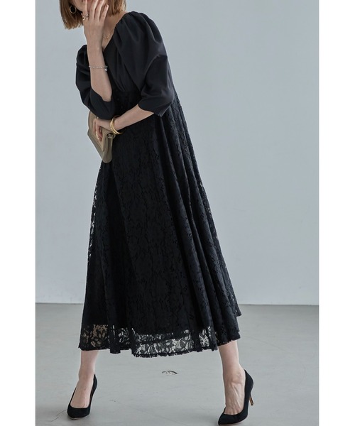 &. NOSTALGIA（アンドドットノスタルジア）の「Vネックレース