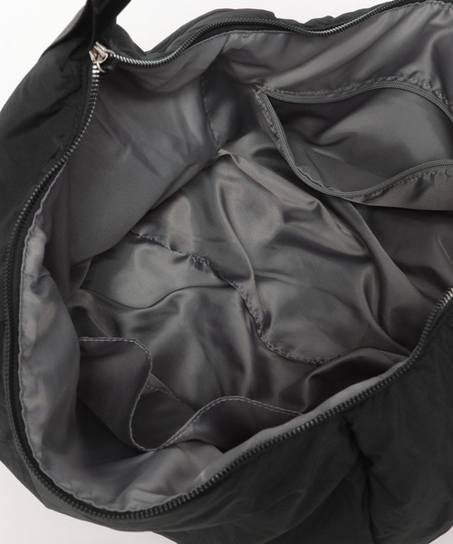 niko and...（ニコアンド）の「オリジナルBIGパフショルダーバッグ（ショルダーバッグ・レディース・ブラック/イエロー×ブラック/パープル・0）」の18枚目の写真