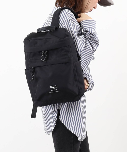 COOCO(クーコ)の「リサイクルPETボックスリュック/A4対応(バックパック/リュック・レディース・カーキ/キャメル/ブラック・9)」の2枚目の写真
