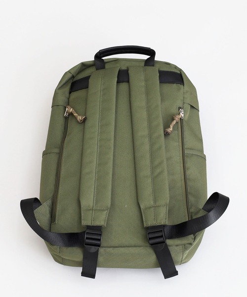 COOCO(クーコ)の「リサイクルPETボックスリュック/A4対応(バックパック/リュック・レディース・カーキ/キャメル/ブラック・9)」の11枚目の写真