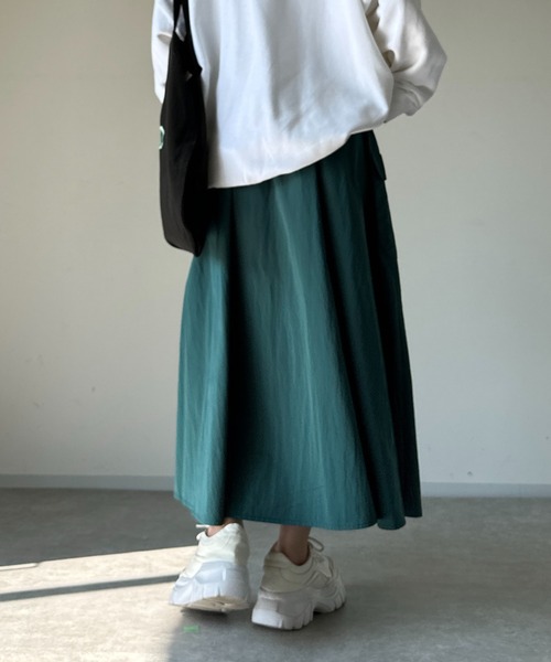 un dix cors(アンディコール)の「《WEB限定》サイドポケットフレアスカート(スカート・レディース・グリーン/ベージュ/ブラック・FREE)」の22枚目の写真